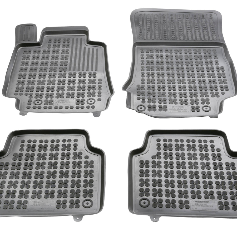 Gummi Fußmatten für Alfa Romeo Giulia Schwarz / Standard Gummi Fußmatten für Alfa Romeo Giulia Schwarz / Standard