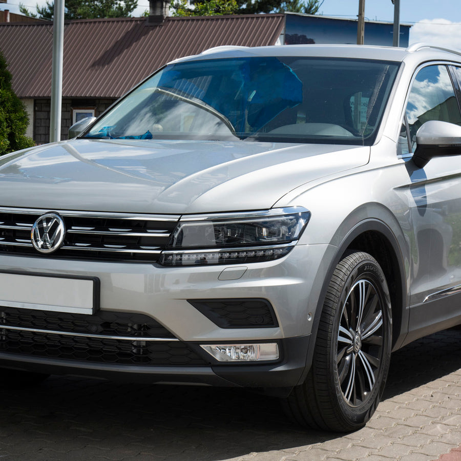 Ladekantenschutz für Volkswagen Tiguan II Silber Matt Ladekantenschutz für Volkswagen Tiguan II Silber Matt