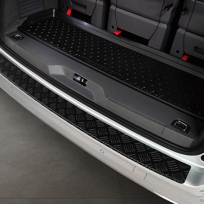 Geriffelter Kantenschutz für VW Transporter T7 Schwarz Matt