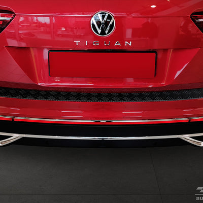 Geriffelter Kantenschutz für VW Tiguan II Schwarz Matt