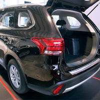 Ladekantenschutz für Mitsubishi Outlander III Facelift Silber Matt