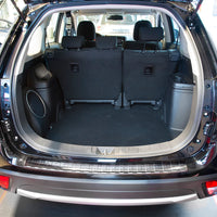 Ladekantenschutz für Mitsubishi Outlander III Facelift Silber Matt