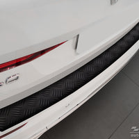 Geriffelter Kantenschutz für Volvo XC60 II 