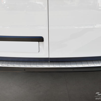 Passgenaue Edelstahl Kantenschutz für VW Crafter II