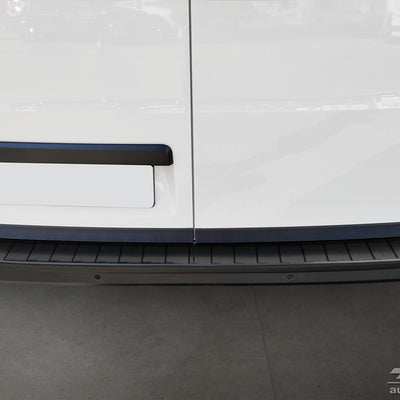 Passgenaue Edelstahl Kantenschutz für VW Crafter II