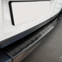 Passgenaue Edelstahl Kantenschutz für VW Crafter II