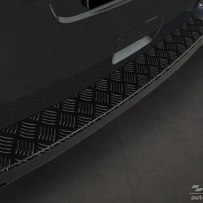 Geriffelter Kantenschutz für Citroen Space Tourer / Peugeot Traveller / Toyota Proace Verso II passend für Modelle mit einer Plastikoberfläche