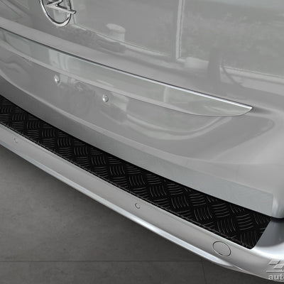 Geriffelter Kantenschutz für Peugeot Partner Rifter Combo Life Proace City Berling Schwarz Matt