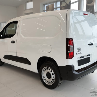 Geriffelter Kantenschutz für Peugeot Partner Rifter Combo Life Proace City Berling Schwarz Matt