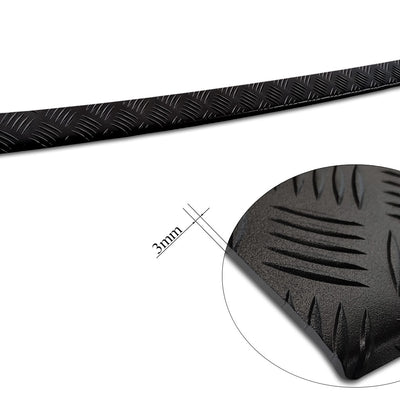 Geriffelter Kantenschutz für Toyota RAV4 V Schwarz Matt