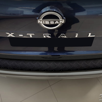Geriffelter Kantenschutz für Nissan X-Trail IV T33 Schwarz Matt