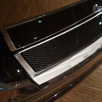 Carbon Ladekantenschutzleiste für Volvo XC60 Poliertes Stahl mit Schwarzer Carbon Farbe