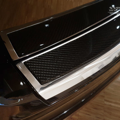 Carbon Ladekantenschutzleiste für Volvo XC60 Poliertes Stahl mit Schwarzer Carbon Farbe