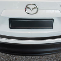 Carbon Ladekantenschutzleiste für Mazda CX-5 Poliertes Stahl mit Schwarzer Carbon Farbe