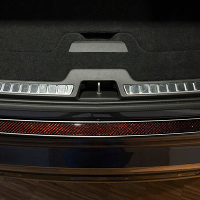 Carbon Ladekantenschutzleiste für Volvo XC90 II Schwarzer Stahl mit Rot-Schwarzer Carbon Farbe