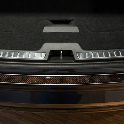 Carbon Ladekantenschutzleiste für Volvo XC90 II Schwarzer Stahl mit Rot-Schwarzer Carbon Farbe