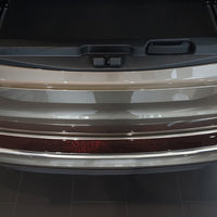 Carbon Ladekantenschutzleiste für BMW X5-F15 2013-> Poliertes Stahl mit Roter  Carbon Farbe