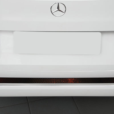 Carbon Ladekantenschutzleiste für Mercedes V W477 / Vito III Poliertes Stahl mit Rot-Schwarzer Carbon Farbe