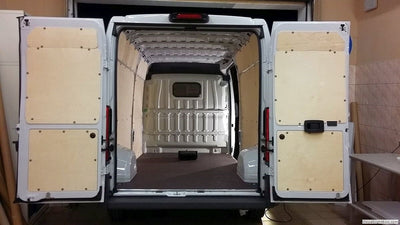 Passgenaue Siebdruckplatte / Seiten- und Deckenverkleidung 